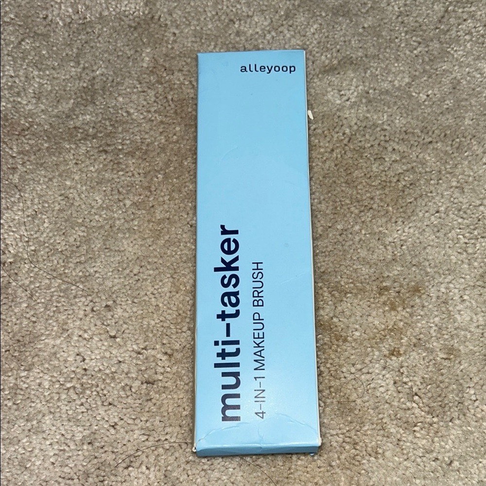 Alleyoop Multi-Tasker Makeup Brush